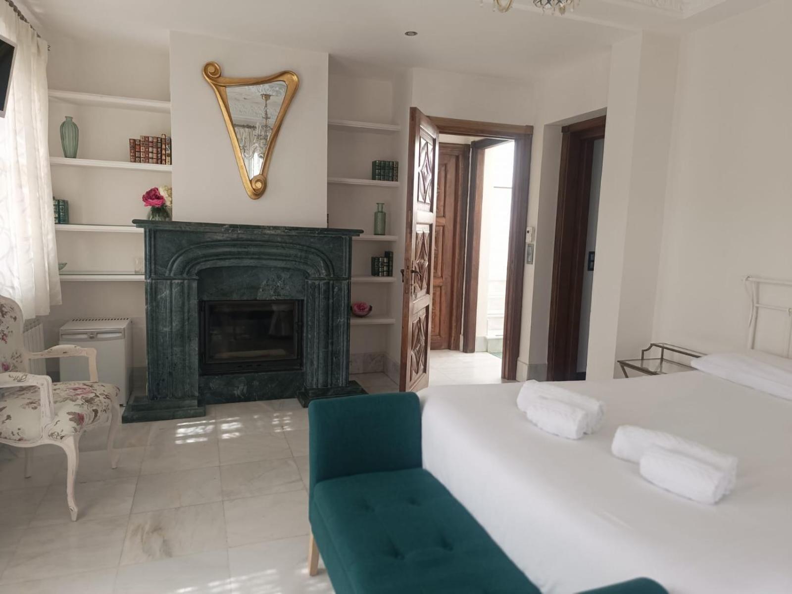 Suite Comares กรานาดา ภายนอก รูปภาพ