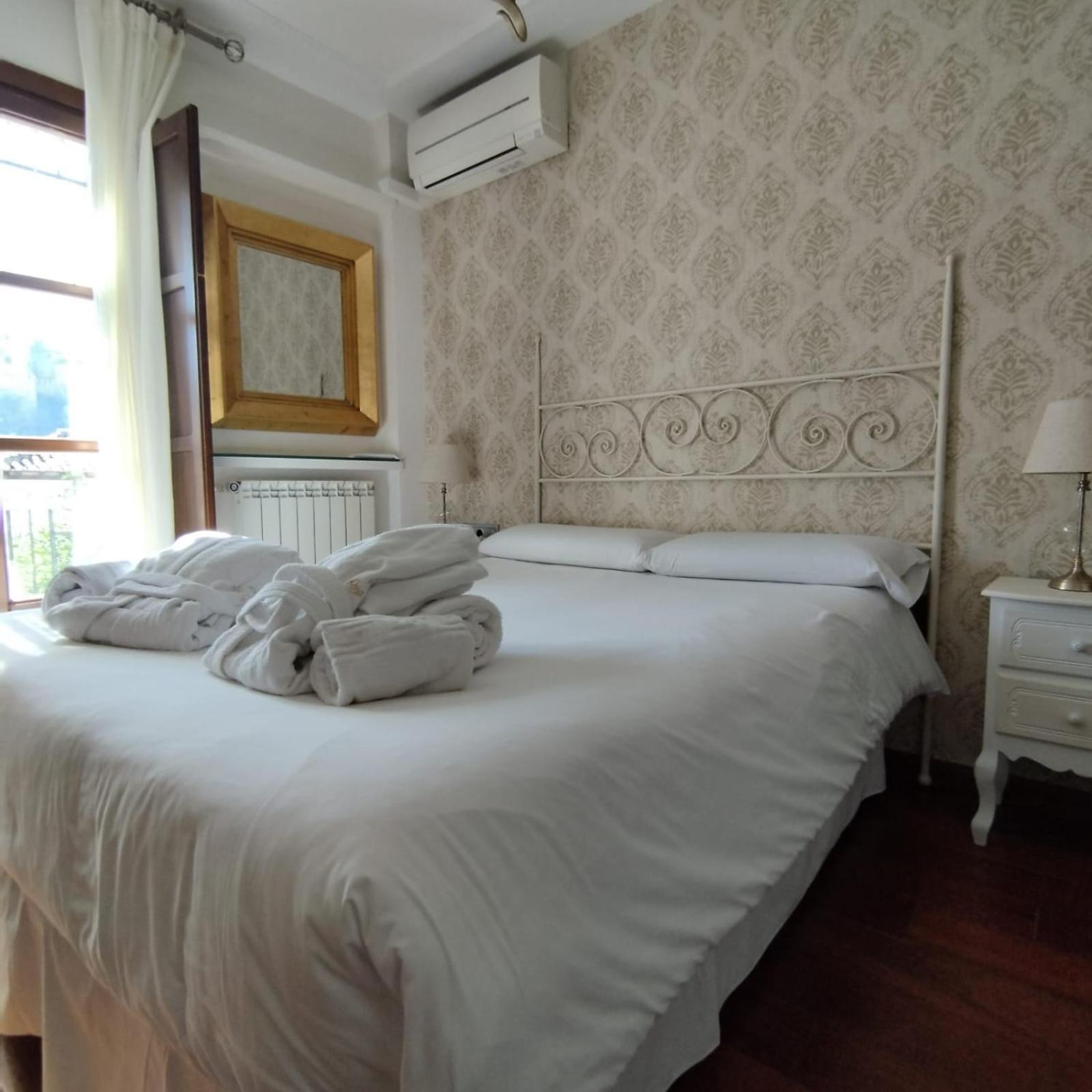 Suite Comares กรานาดา ภายนอก รูปภาพ